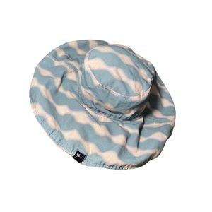 📣Trend Alert📣 Reversible Floppy canvas bucket hat with cute design, unis…